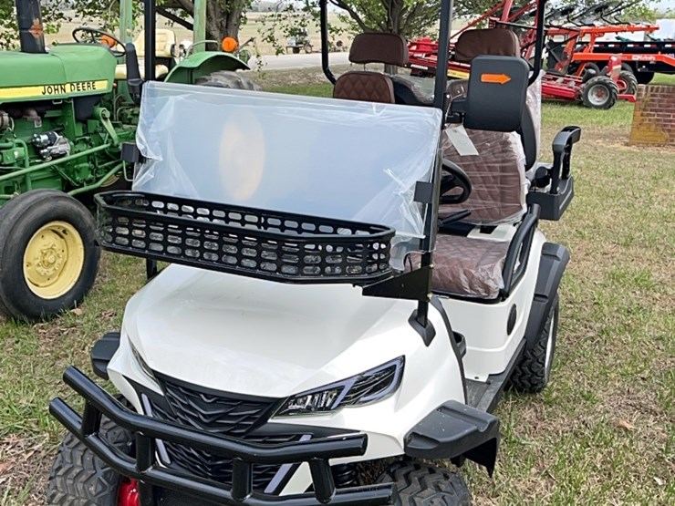 brandnew-4-seat-electric-golf-cart-image-2