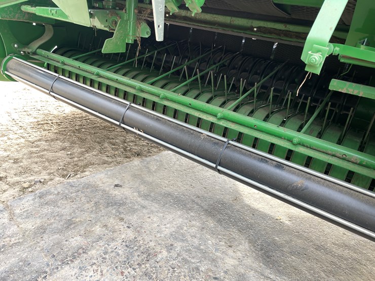 john-deere-560m-image-17