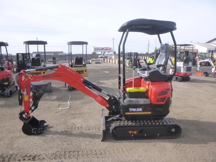 2025-tpm-20khydraulic-excavator-image-5