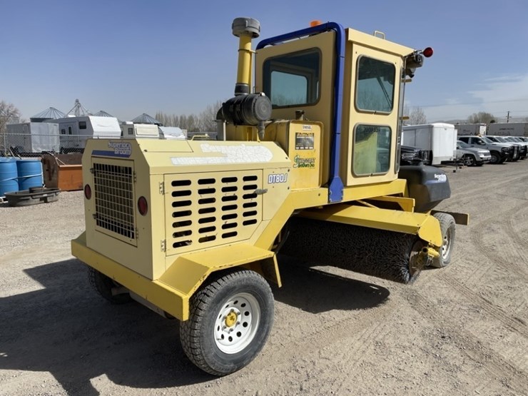 superior-broom-dt80j-image-5