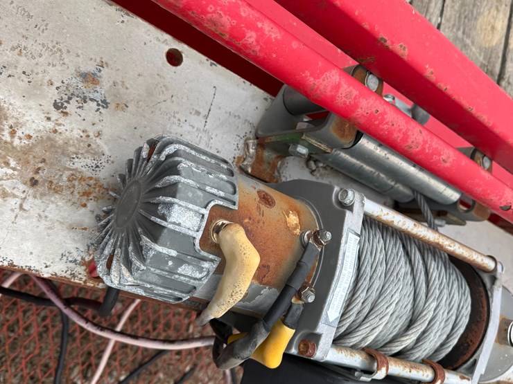 2015-pj-trailer-mfg-co-22'-tilt-deck-trailer-image-16