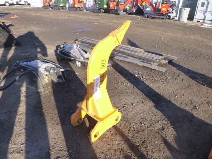 caterpillar-303-image-3