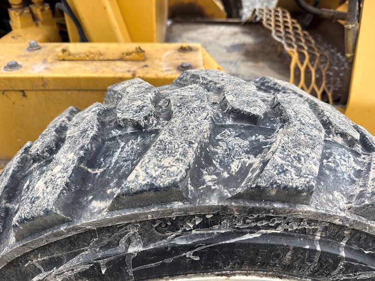 massey-ferguson-8-image-32