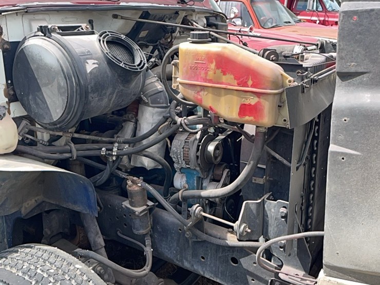 international-4700-image-20