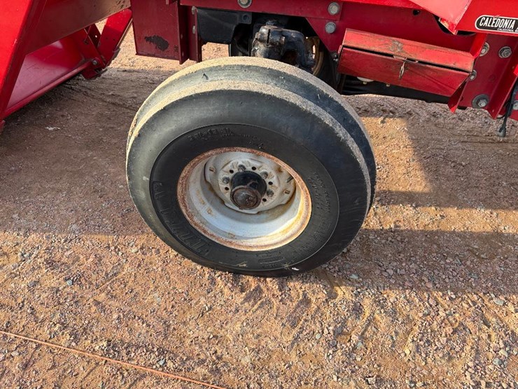 1985-case-ih-2250-image-12