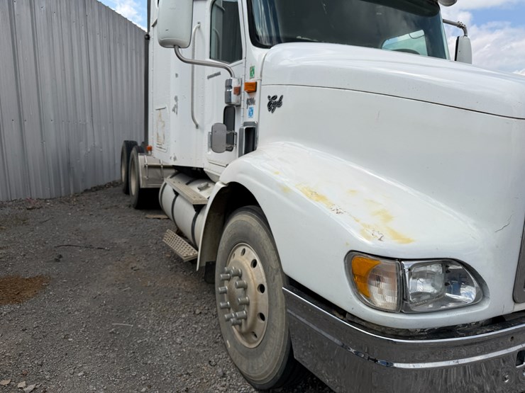 2002-international-9200i-image-39