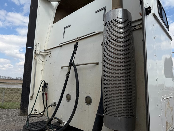 2002-international-9200i-image-46