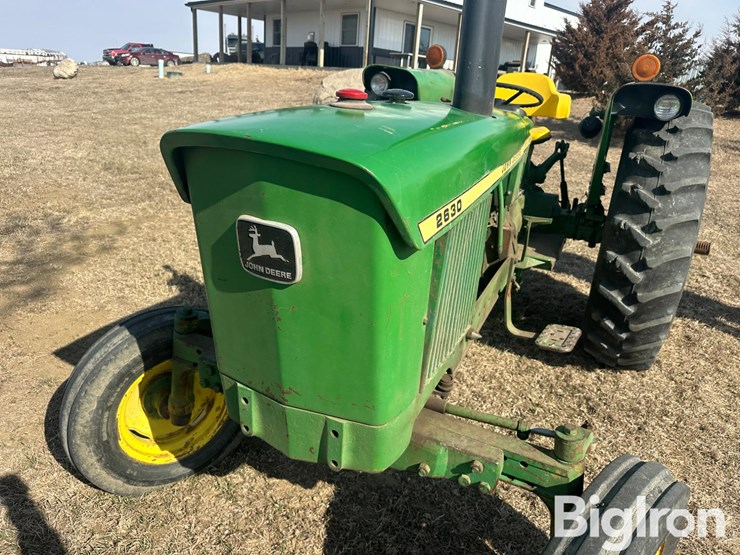 john-deere-2630-image-11