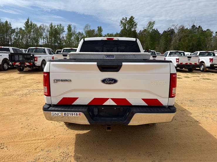 2019-ford-f150-xl-image-5