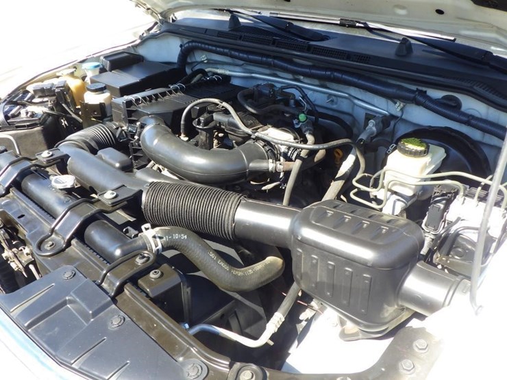 2015-nissan-frontier-image-7