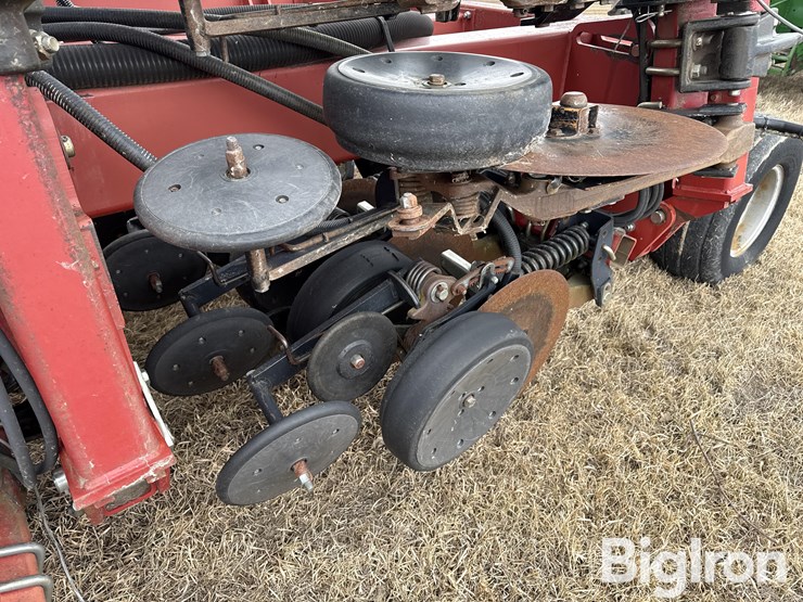 1999-case-stx30-air-seeder-w/2300-cart-image-13
