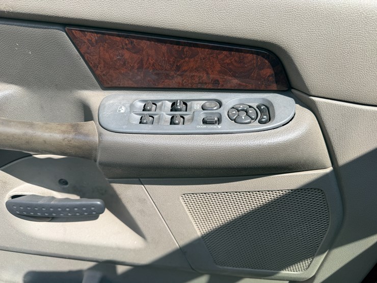 2008-dodge-2500-image-65