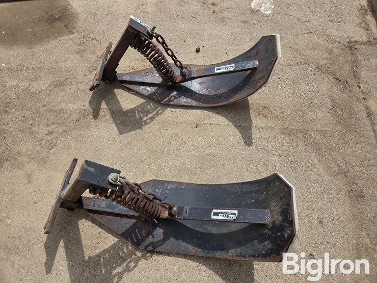 may-wes-stalk-stompers-image-6