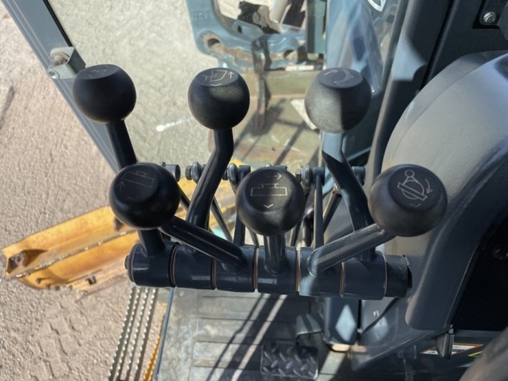 2012-deere-872g-image-37