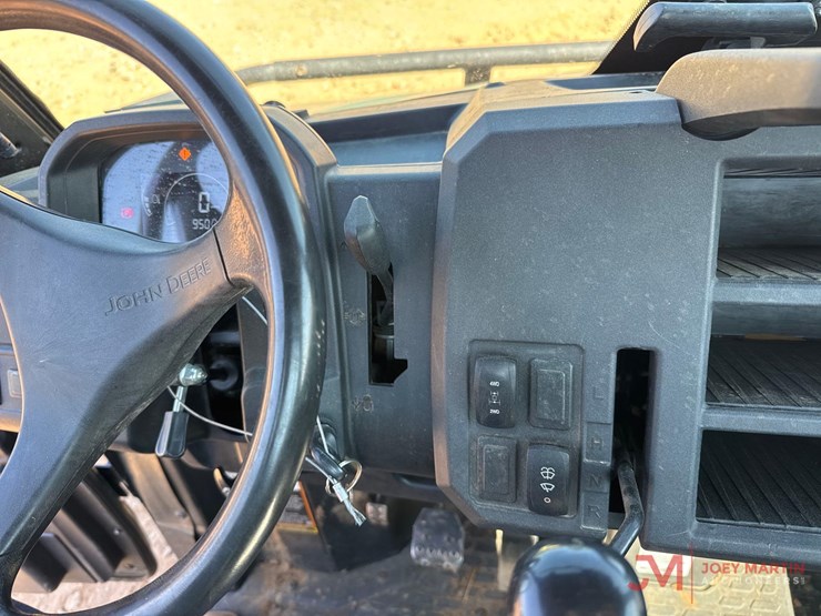 2019-john-deere-xuv-835m-utv-image-19