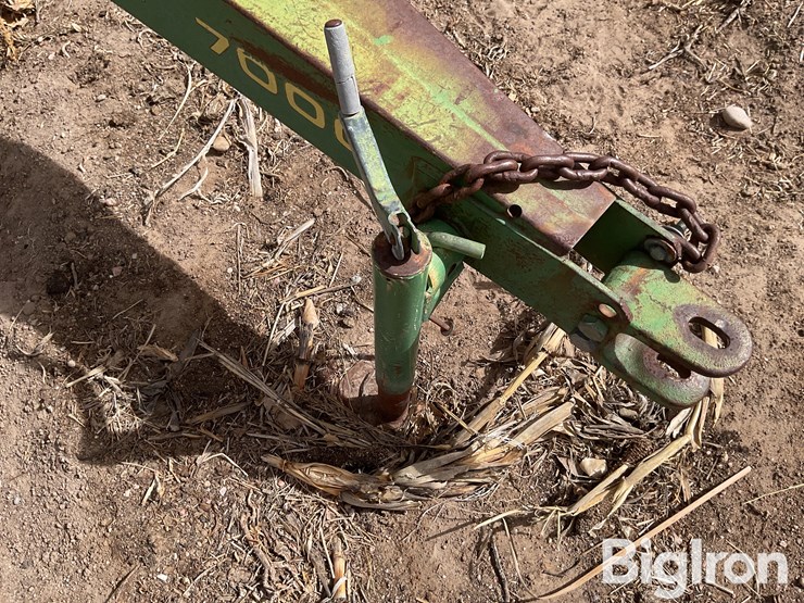 john-deere-7000-image-10