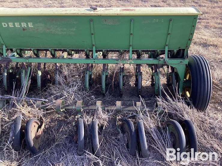 john-deere-14-image-17