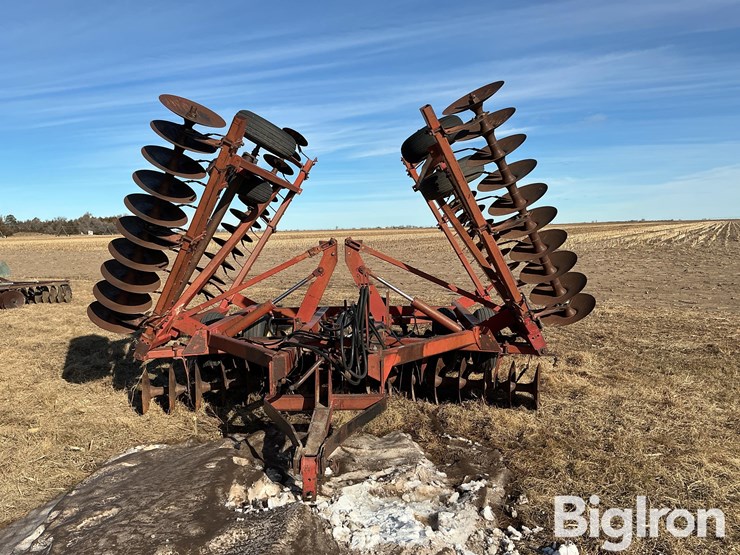 international-490-image-2