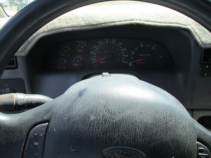 1999-ford-f350-image-36