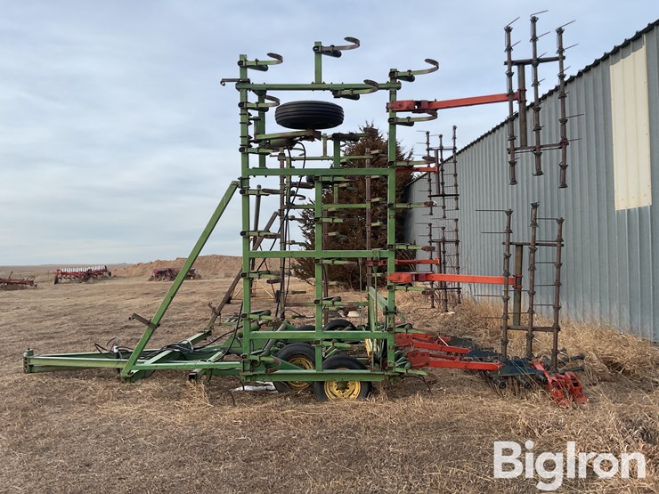 john-deere-1000-image-7