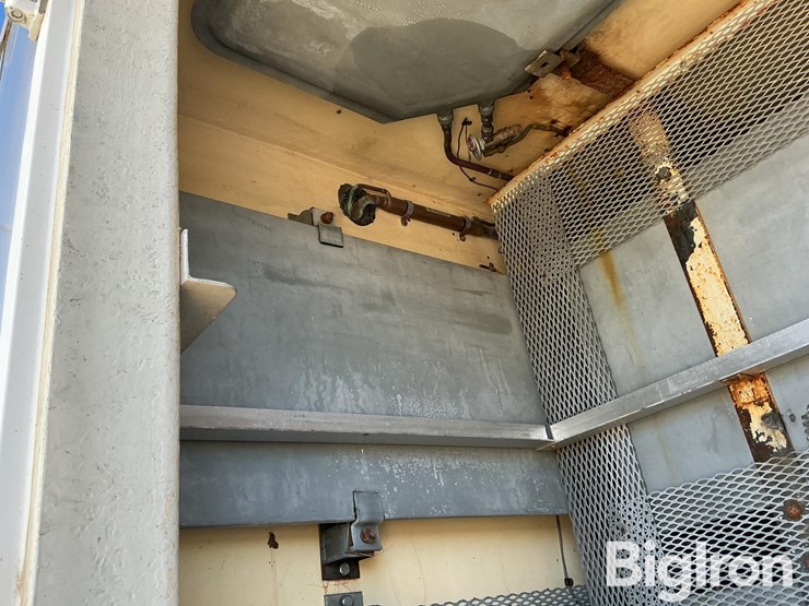 2013-rdcl-flatbed-t/a-trailer-w/cooler-image-17