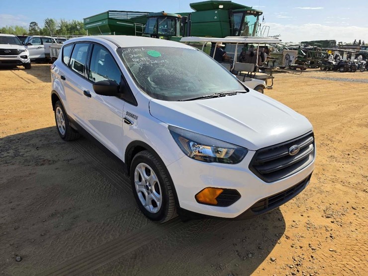 2019-ford-escape-image-4