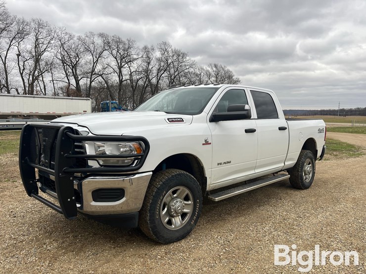 2021-ram-2500-hd-image-1