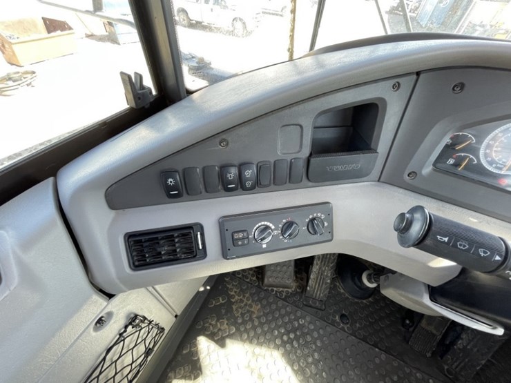 2018-volvo-a45g-image-30