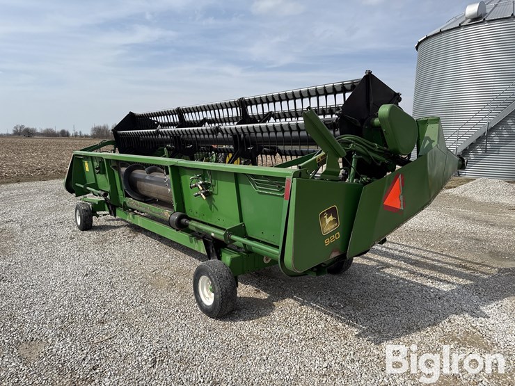 1989-john-deere-920-image-5