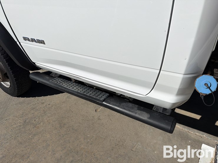 2019-ram-5500-40'-bucket-truck-image-19