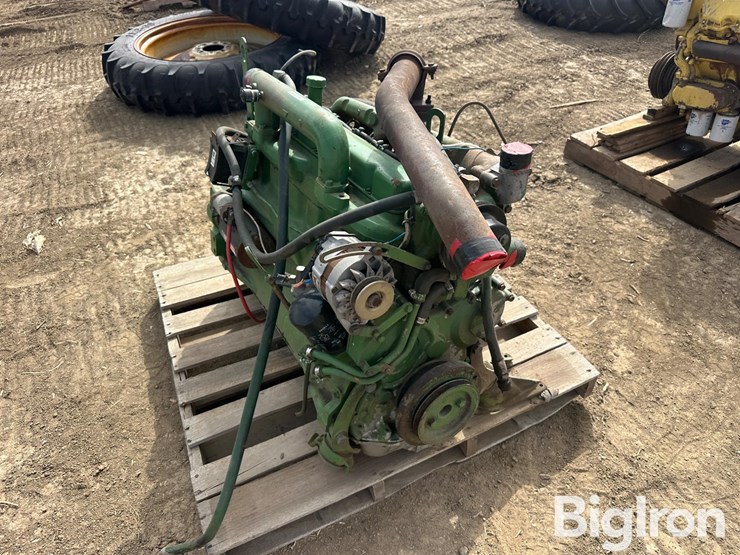 john-deere-329-image-10