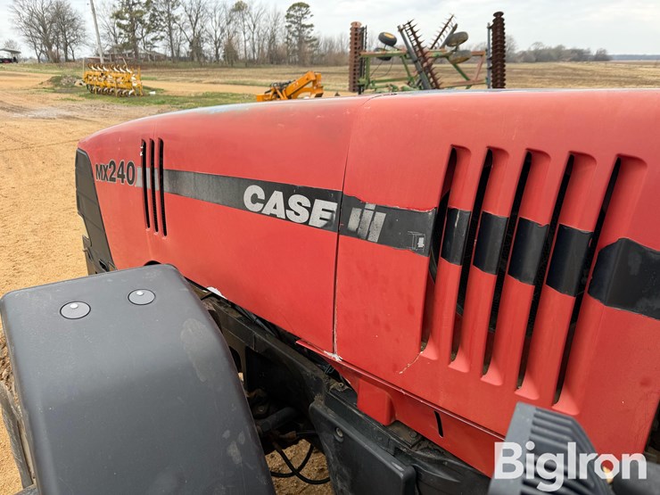 2001-case-ih-mx240-image-18