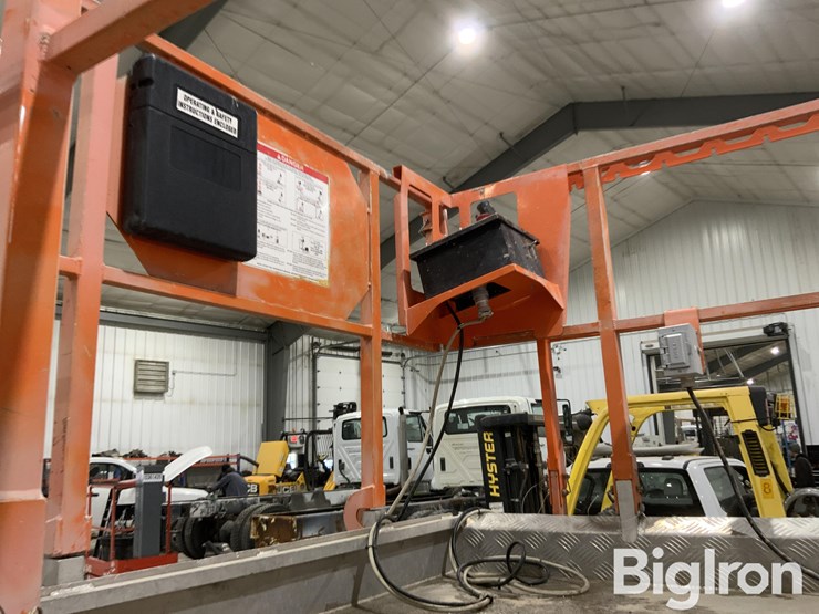 2016-snorkel-s2770rt-image-16