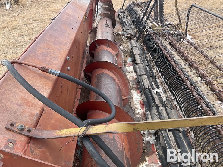 international-810-image-16