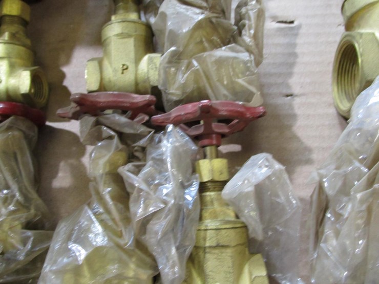 brass-gate-valves-and-gas-valves-image-17
