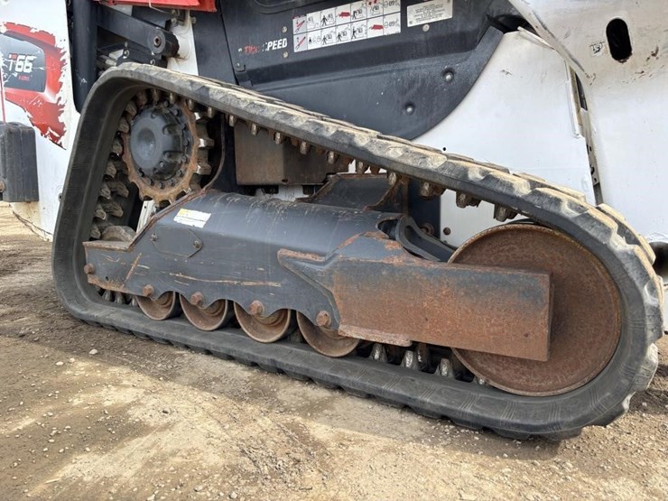 2021-bobcat-t66-image-17