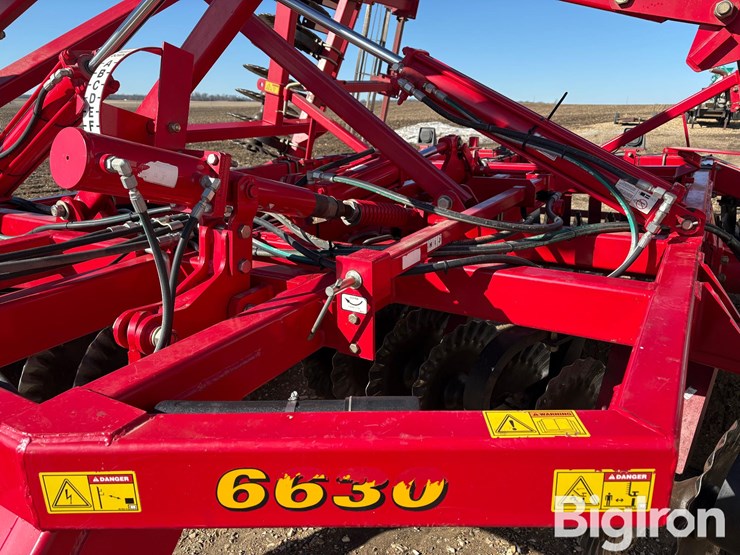 2012-sunflower-6630-32-image-12