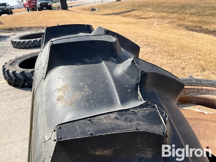 vortexx-11.2-38-pivot-tires-&-rims-image-13