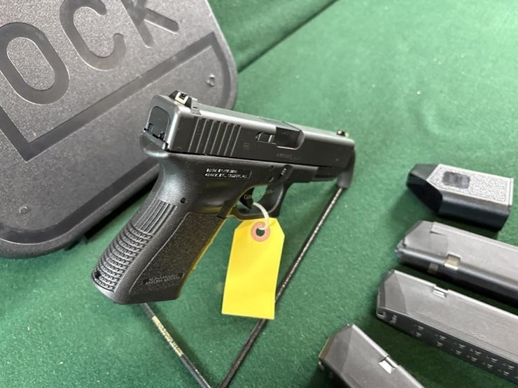 glock-19-9mm-pistol-image-6