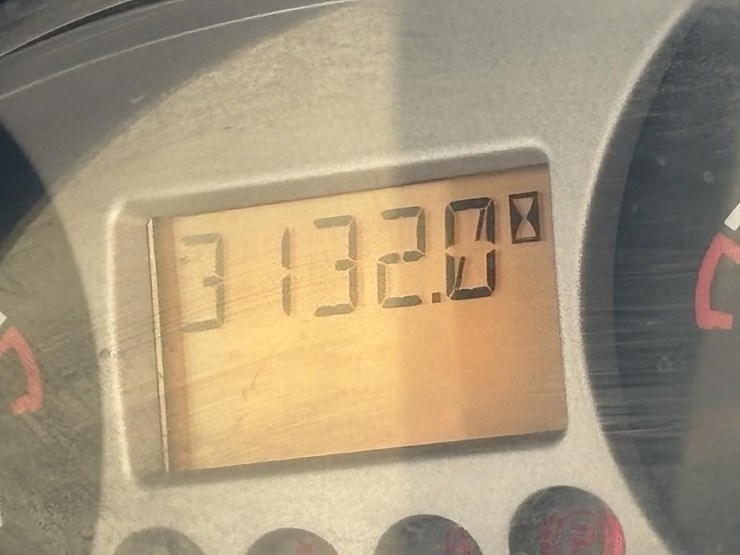 2017-bobcat-t650-image-48