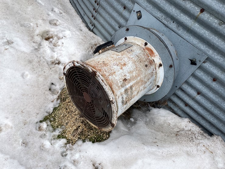 #2377-•-conrad-grain-bin-image-4