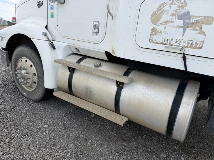 2002-international-9200i-image-29