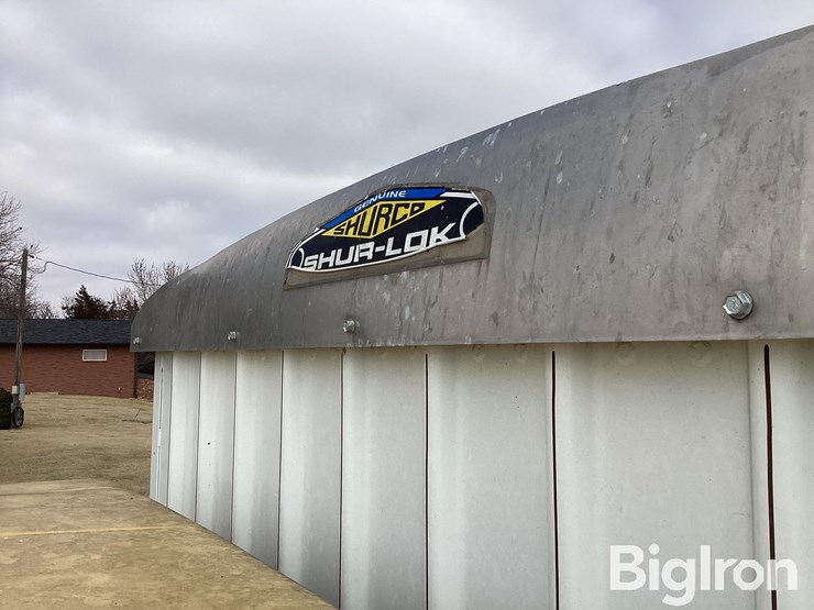 2000-international-8100-image-16