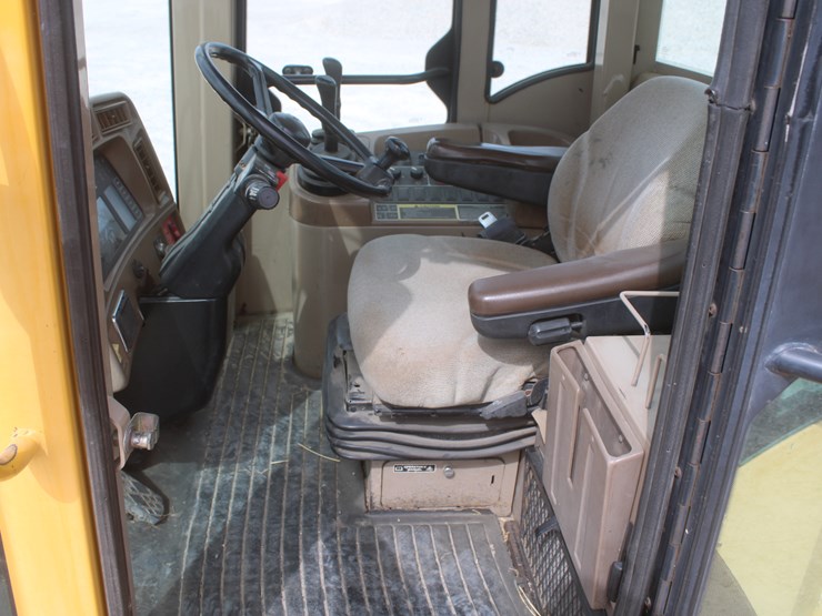 1998-john-deere-444h-image-40