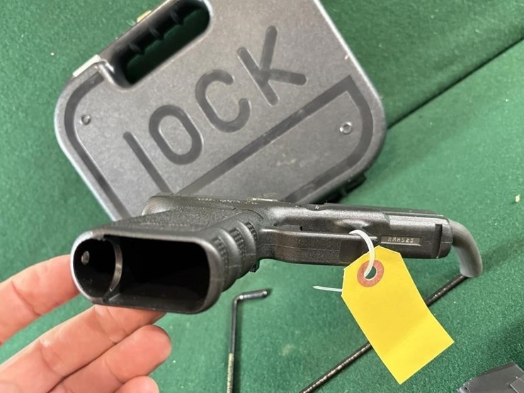 glock-19-9mm-pistol-image-7