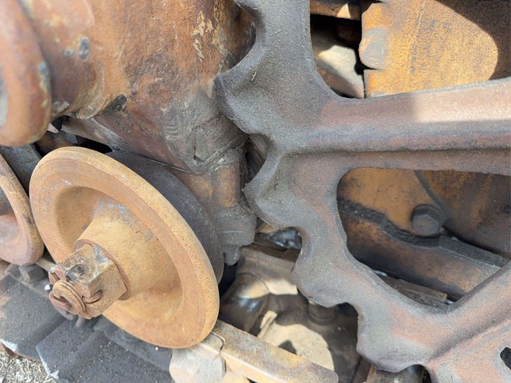 1932-cletrac-20-crawler-image-15