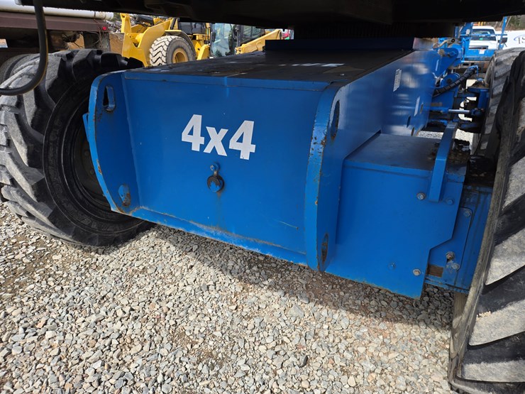 2007-genie-s85-image-35