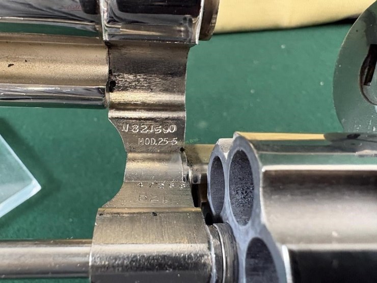 smith-&-wesson-mdl.25-5-45-colt-ctg-revolver-image-11