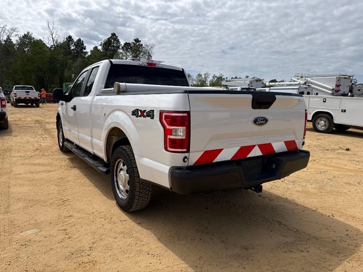 2018-ford-f150-xl-image-3
