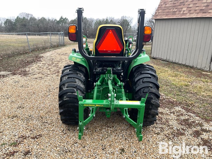 2020-john-deere-3033r-image-6